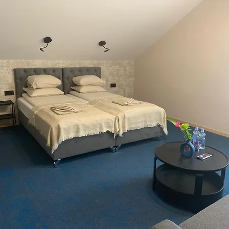 Hotel Naktsmitne - Fisers Viesite